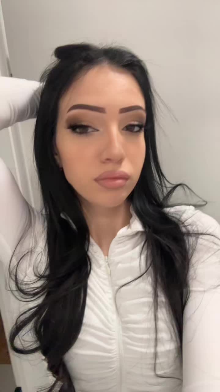 @little_marry_223