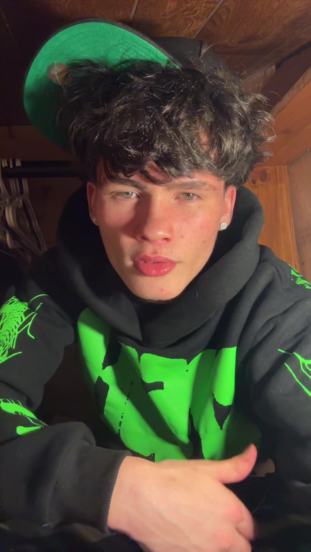 @whiteboyjddd