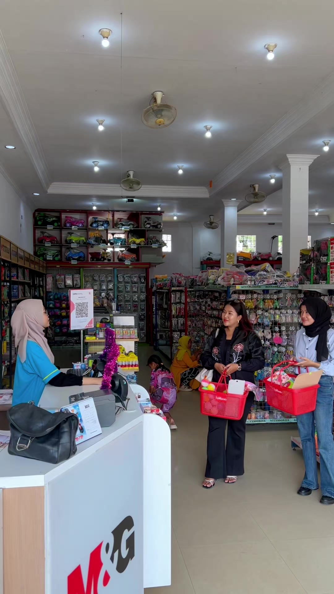 @Toko Mainan Dolphin Toys