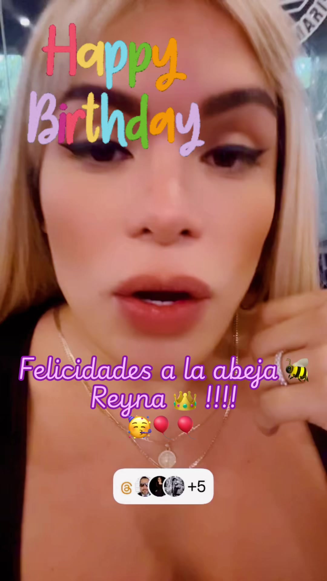 @Chisme calientito y m&aacute;s