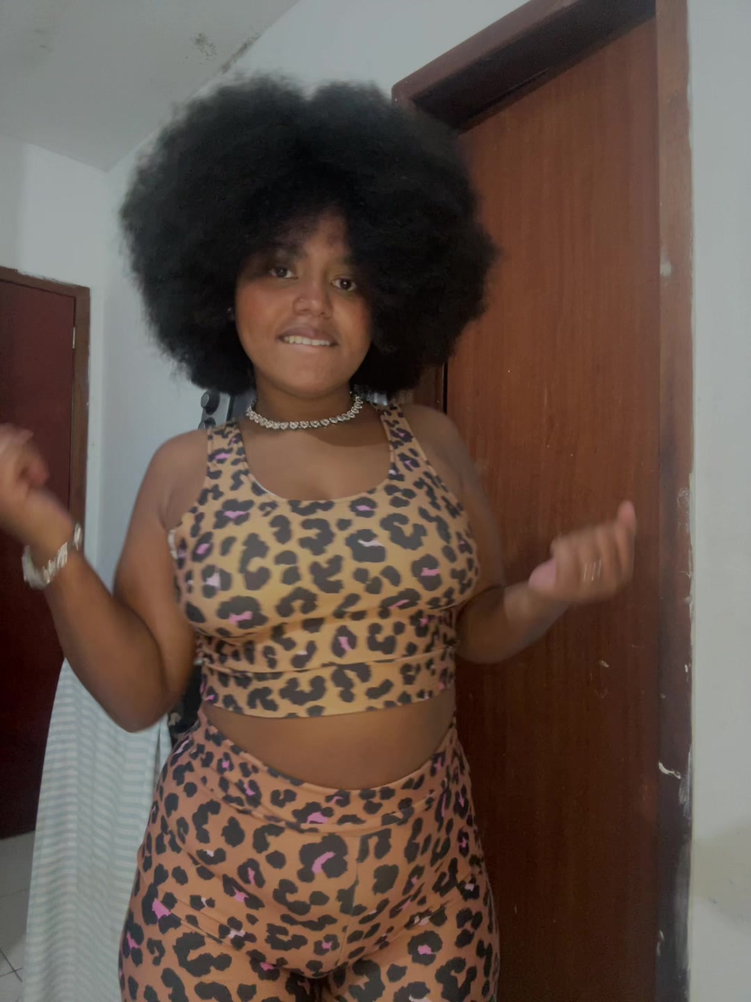 @hellenfigueira