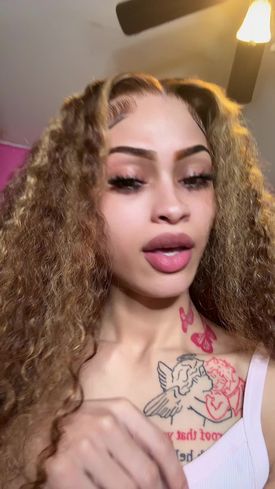@DezzyCo