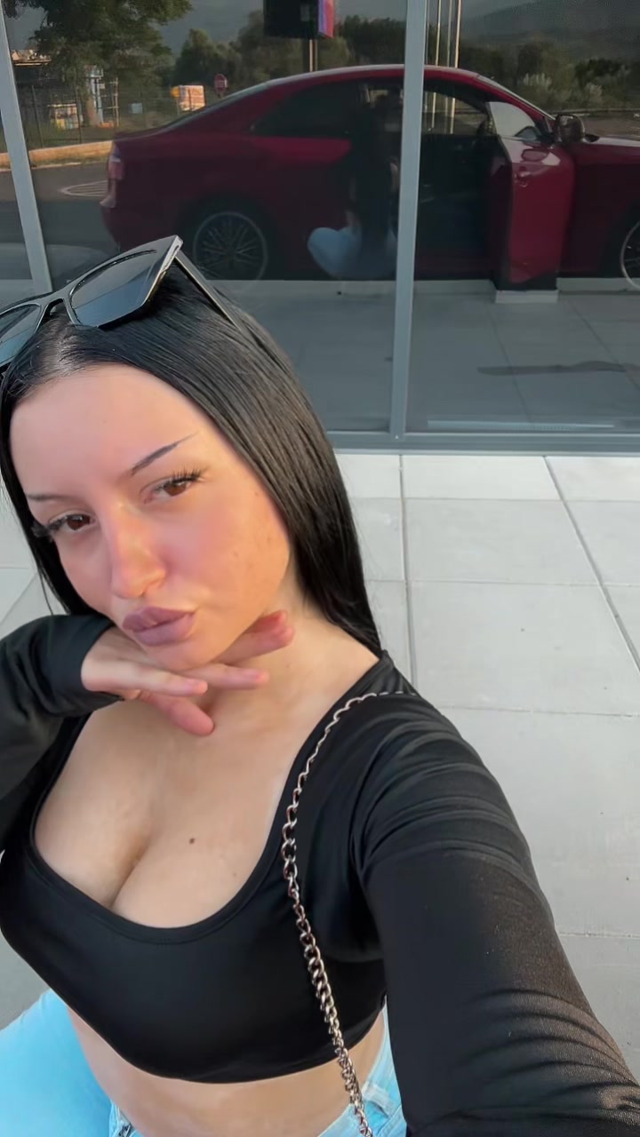 @𝒜𝓃𝓉𝑒𝒶