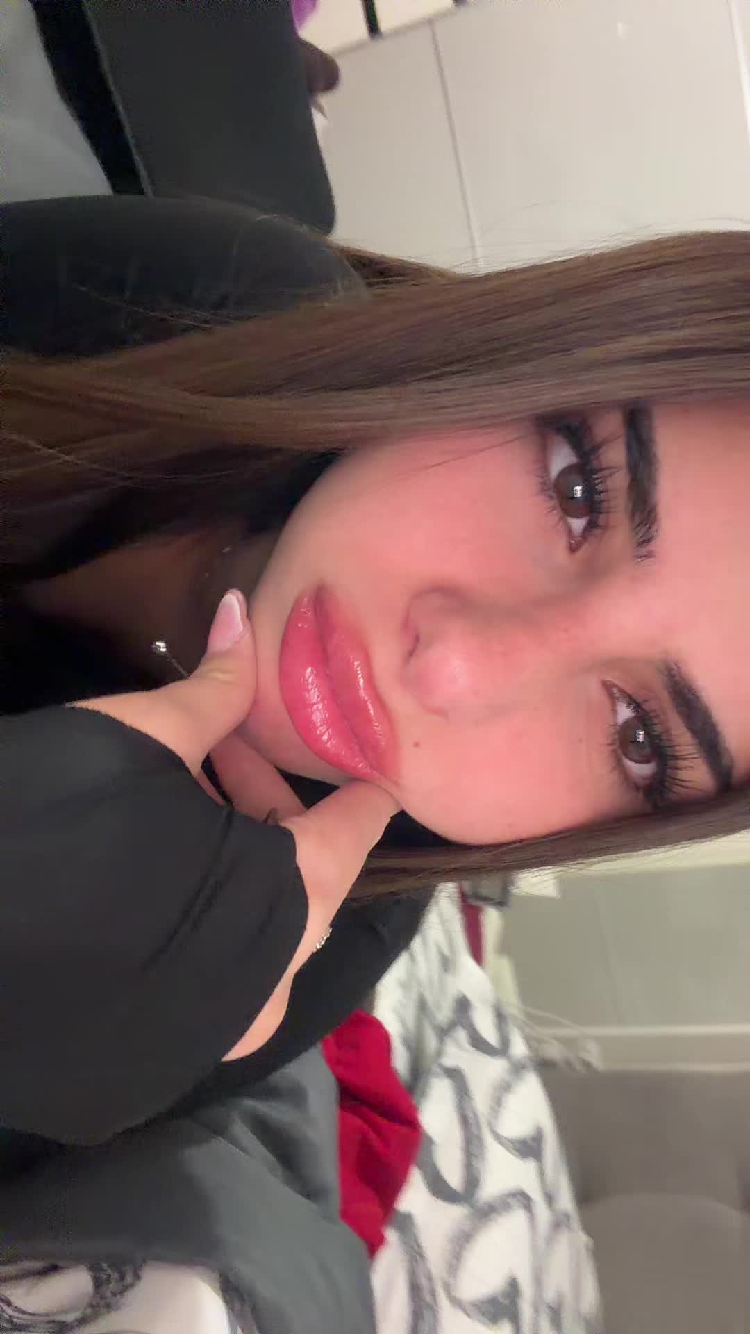 @laviniacamillo