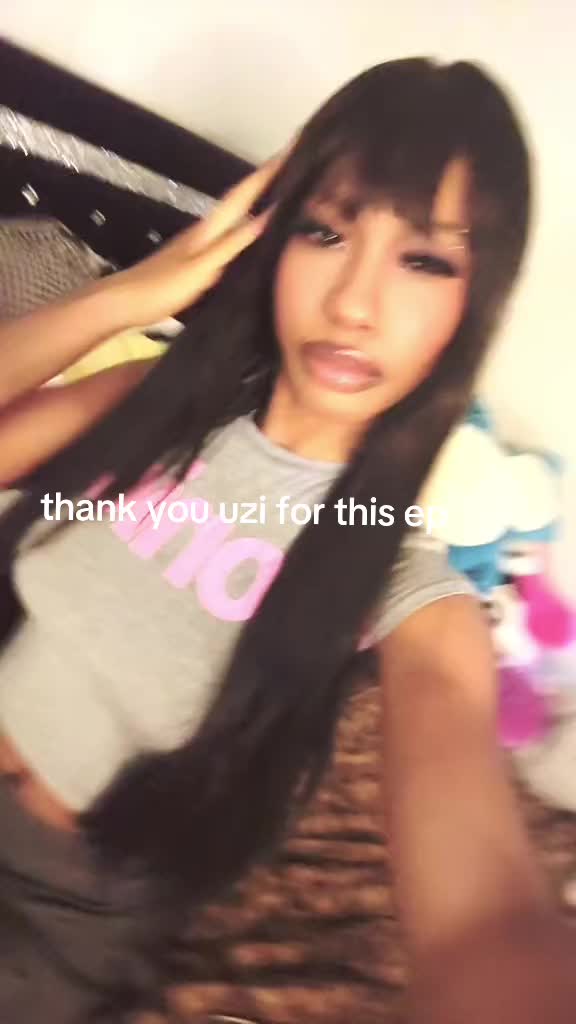 @eenieninii__