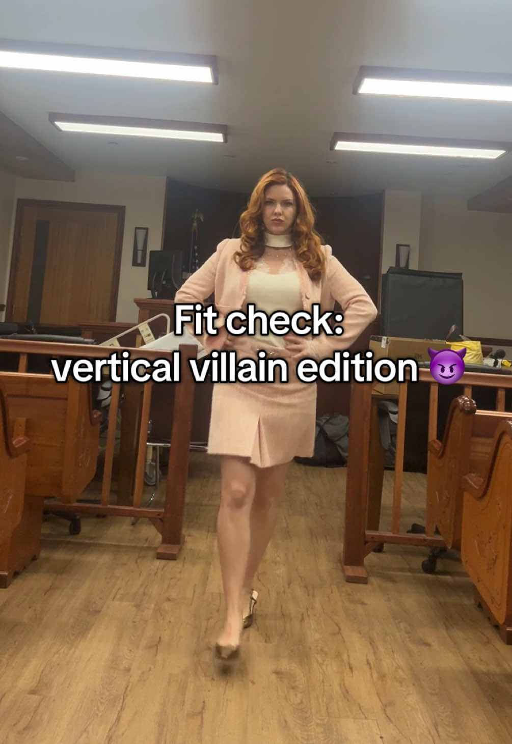 @sarahwinesalot