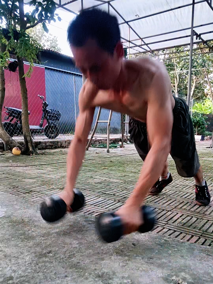 @Ông Bố U45 Xây Kênh