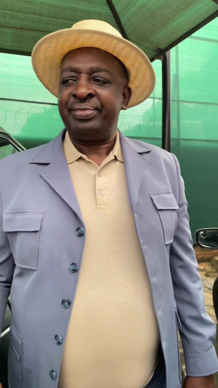 @Bazenga047