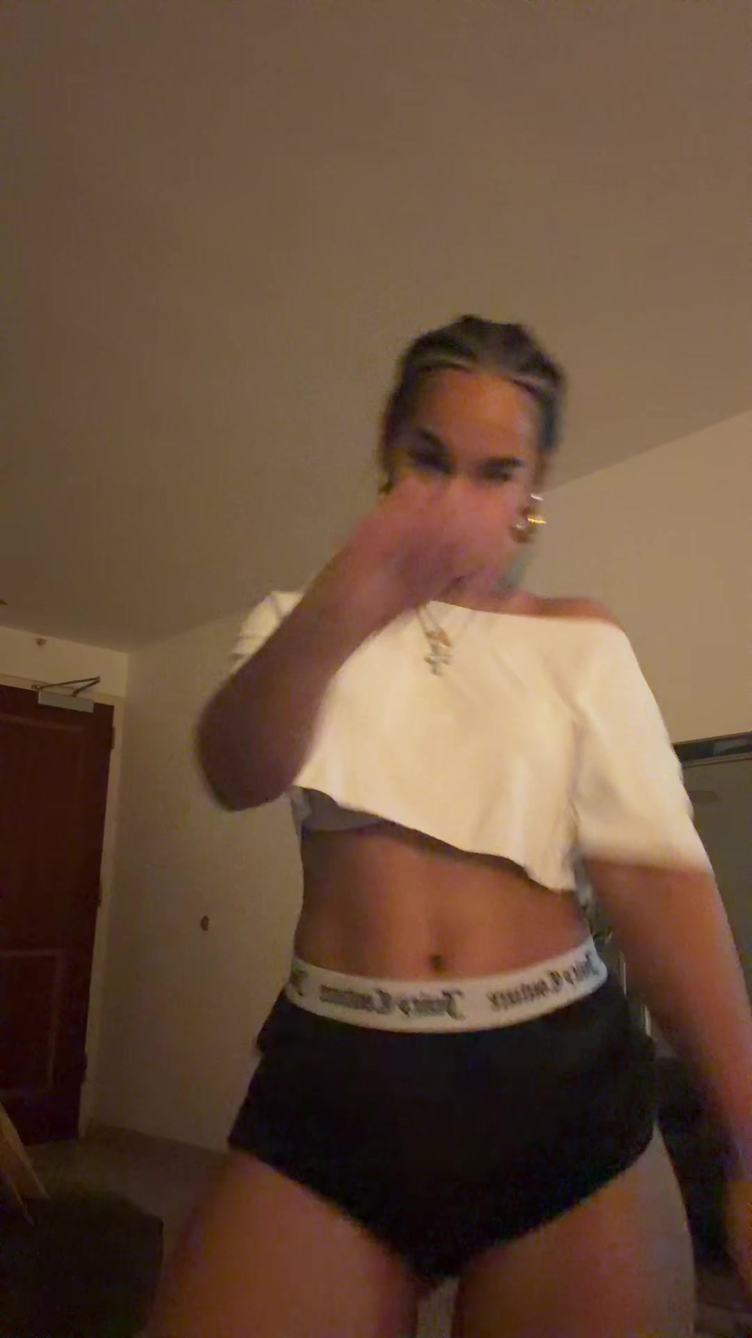 @karlasofiiiiia