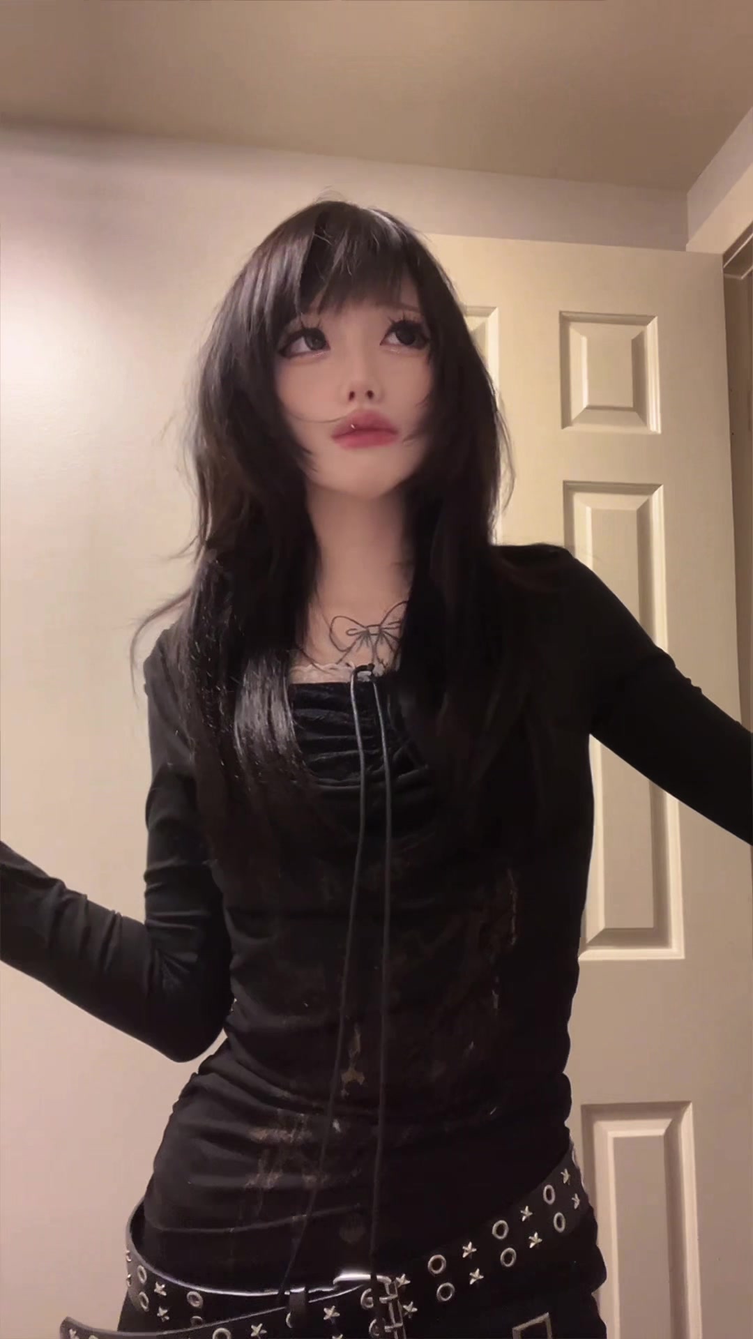 @りの