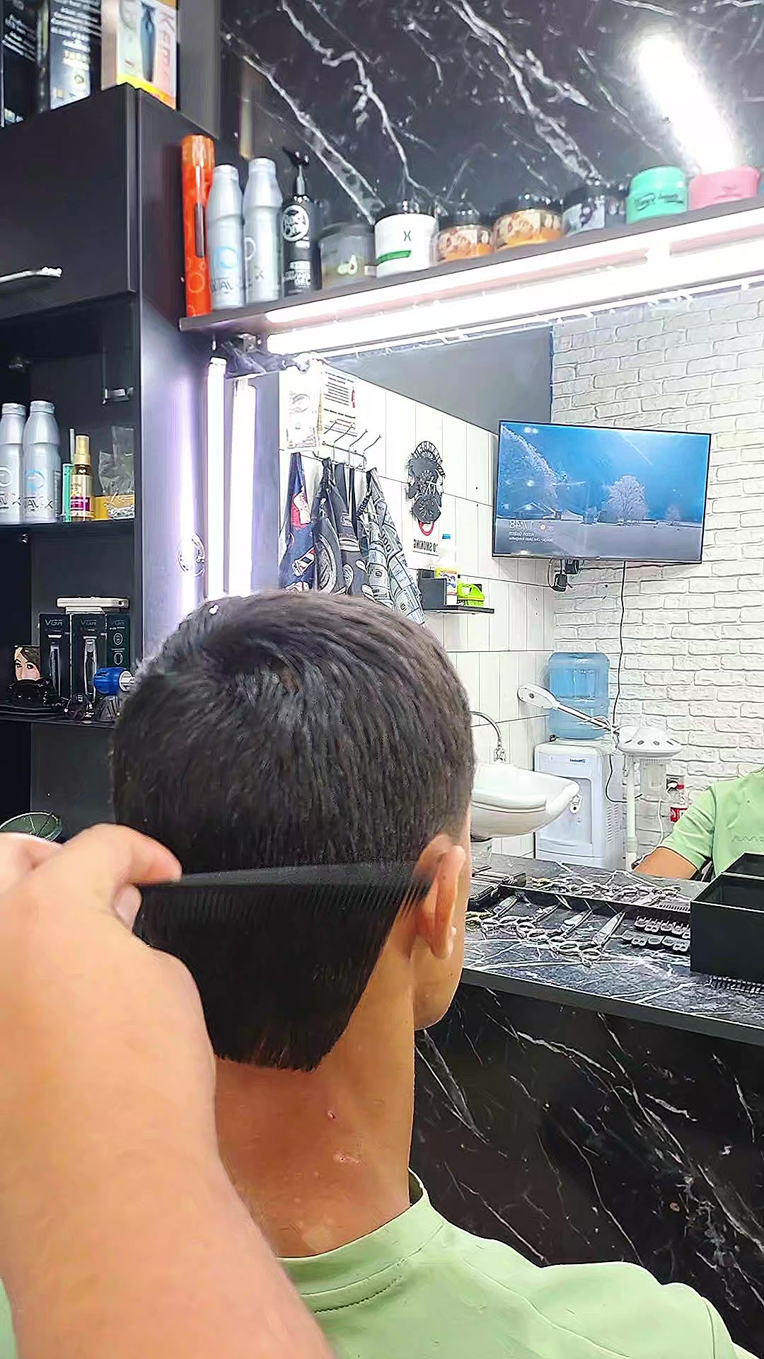 @Qasimbarber💈