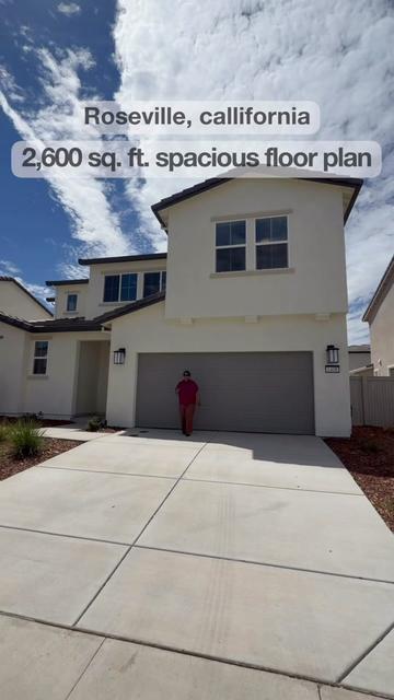 @Akta | Family Realtor®