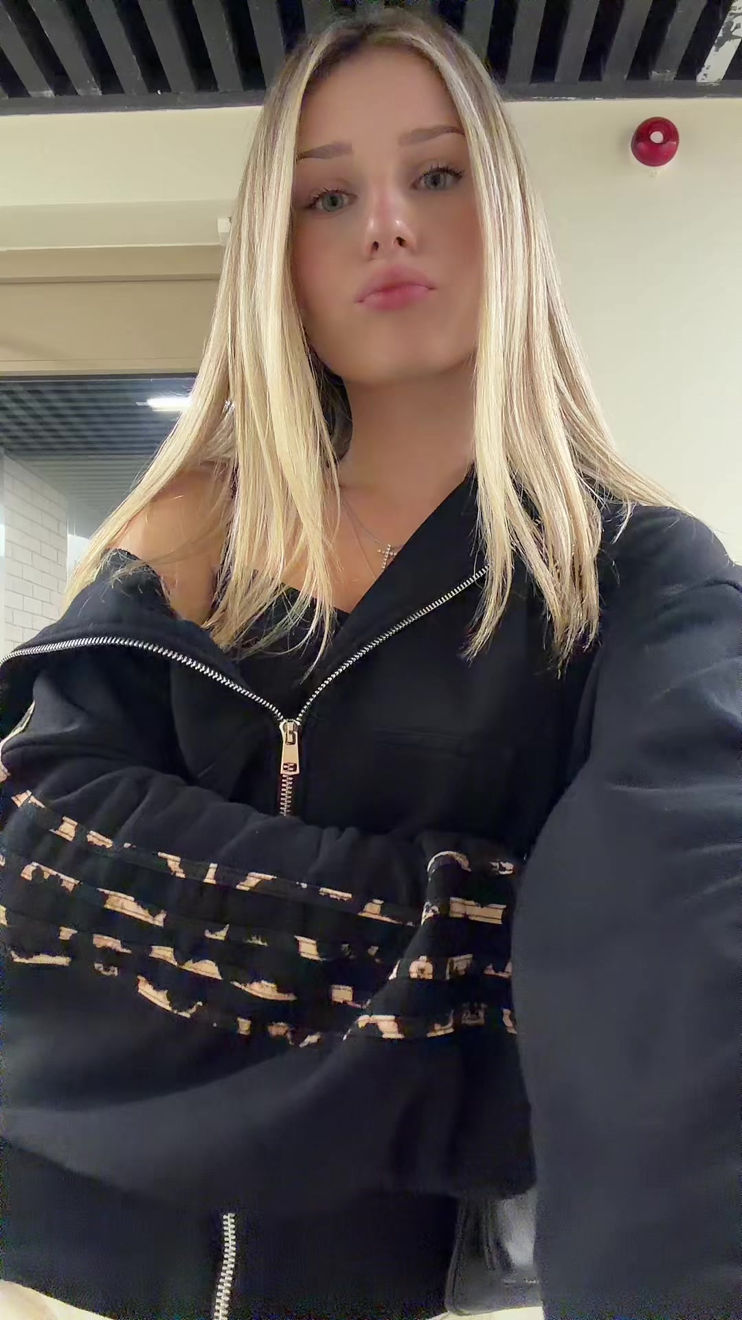@ilovemyangelfriend