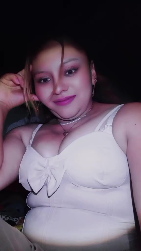 @Rosita tu diablita toxica 😎👈
