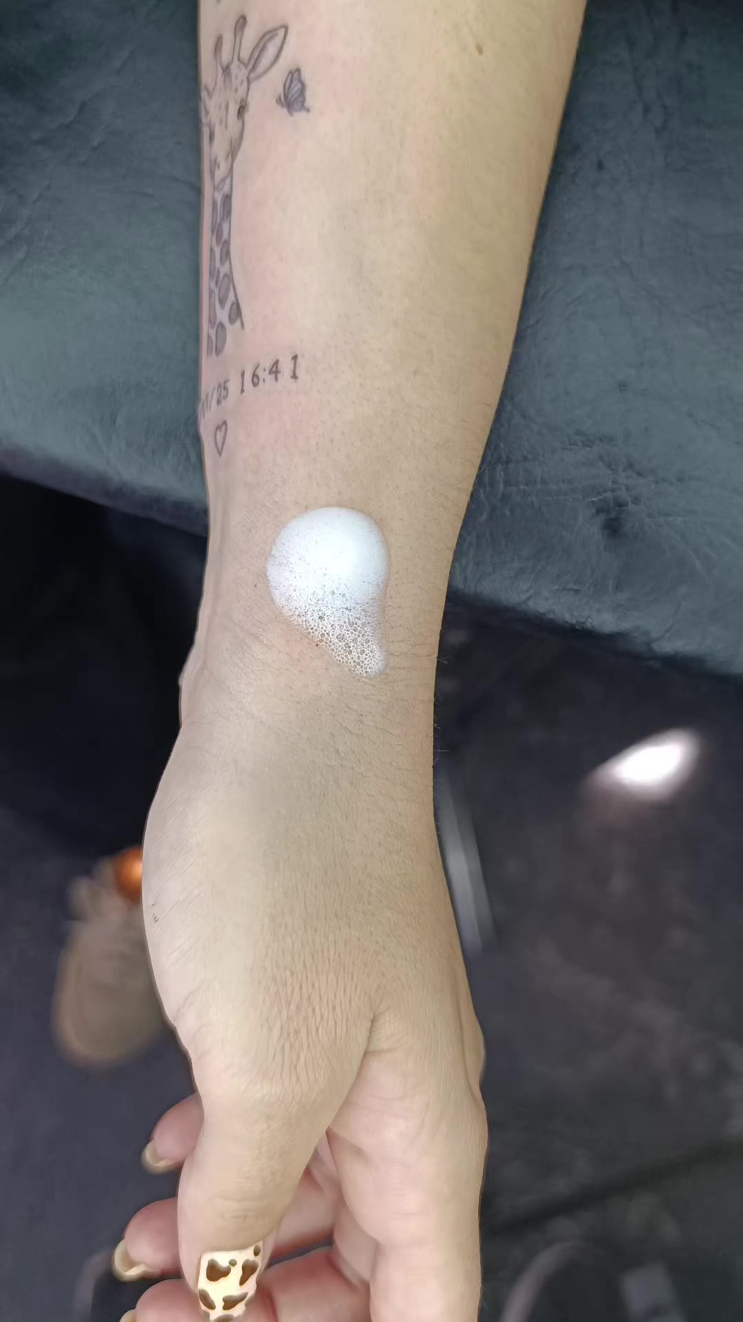 @Hilaria.tattoo