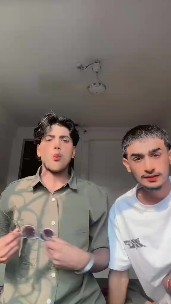 @𝗠𝗿 𝗡𝗶𝗿𝗮𝗝 🐦