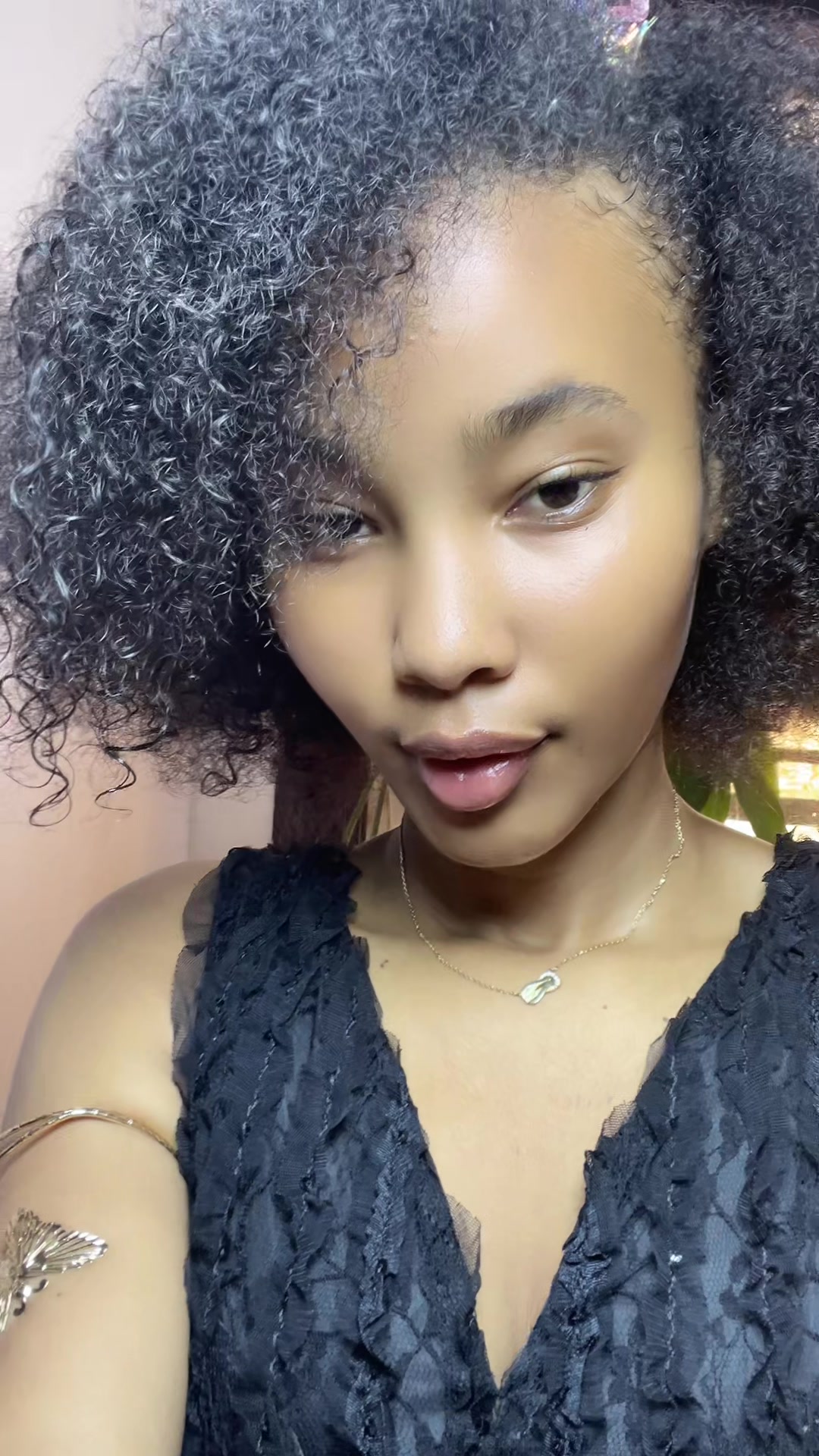 @Miss J A Y⚜️