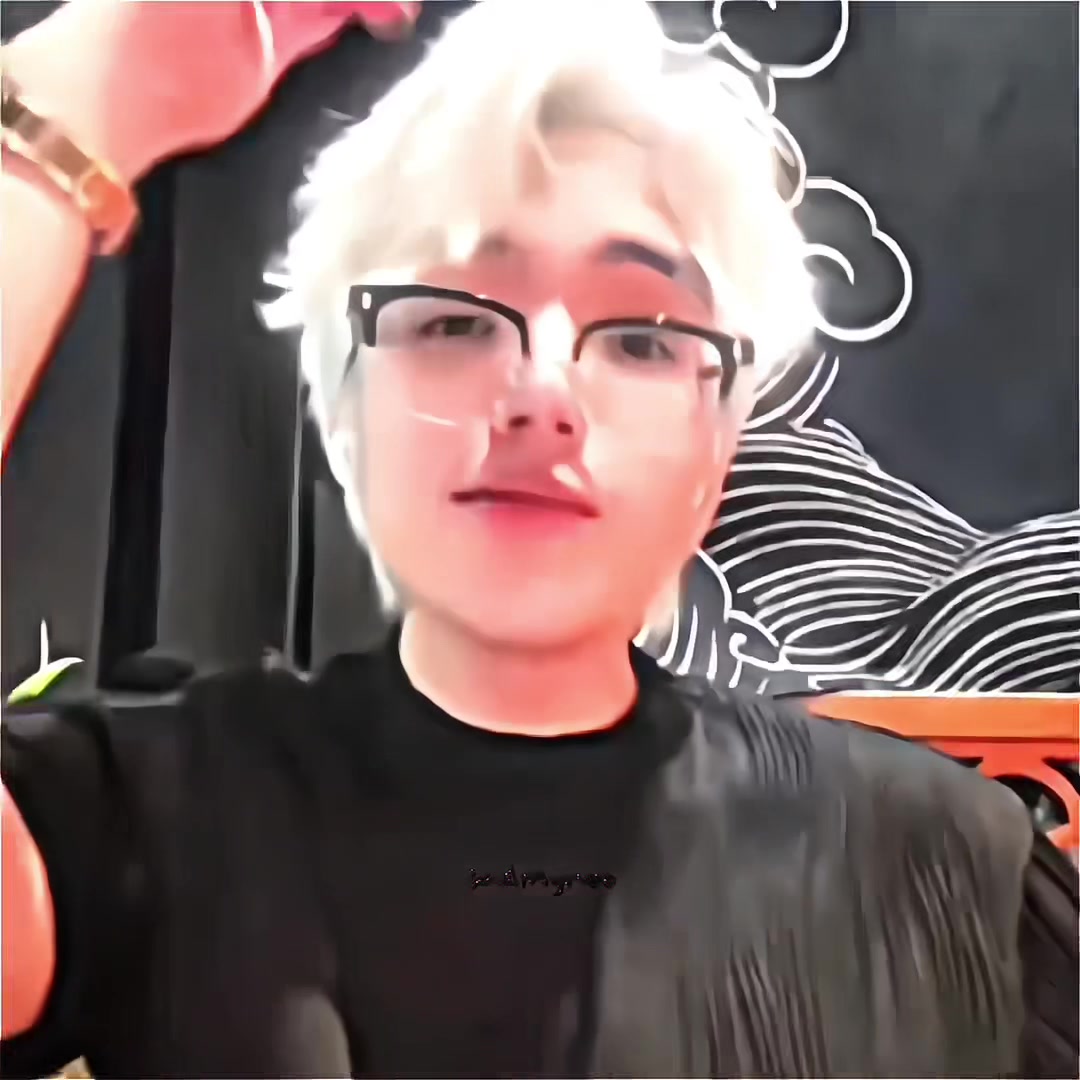 @sadmynee
