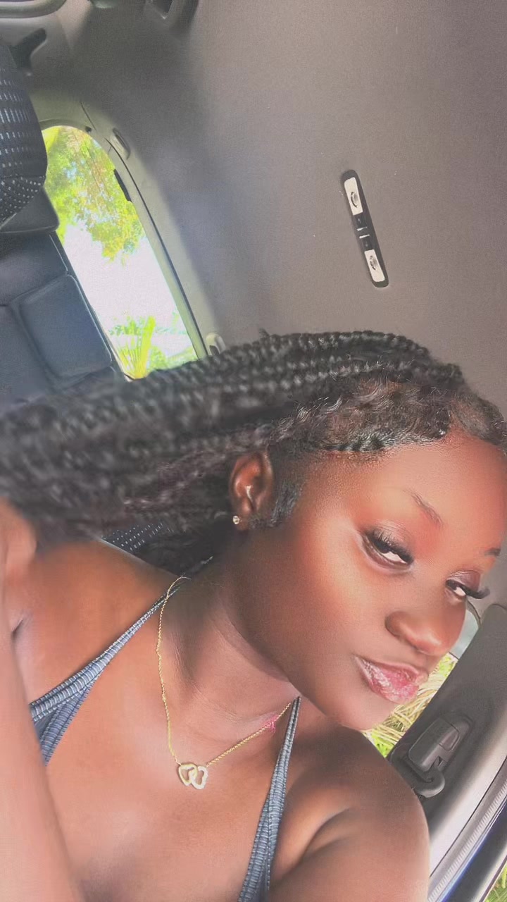 @Shæ💞