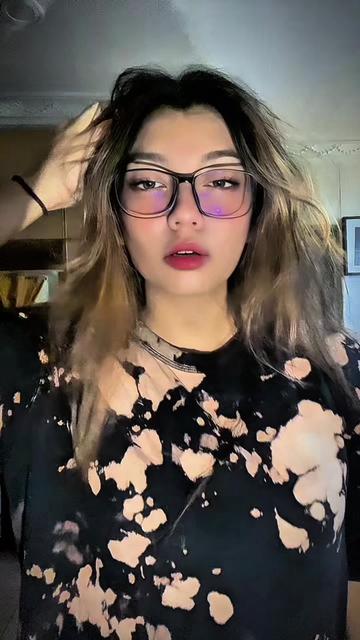 @M.G