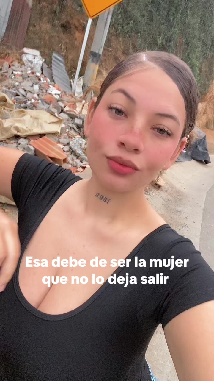 @mona