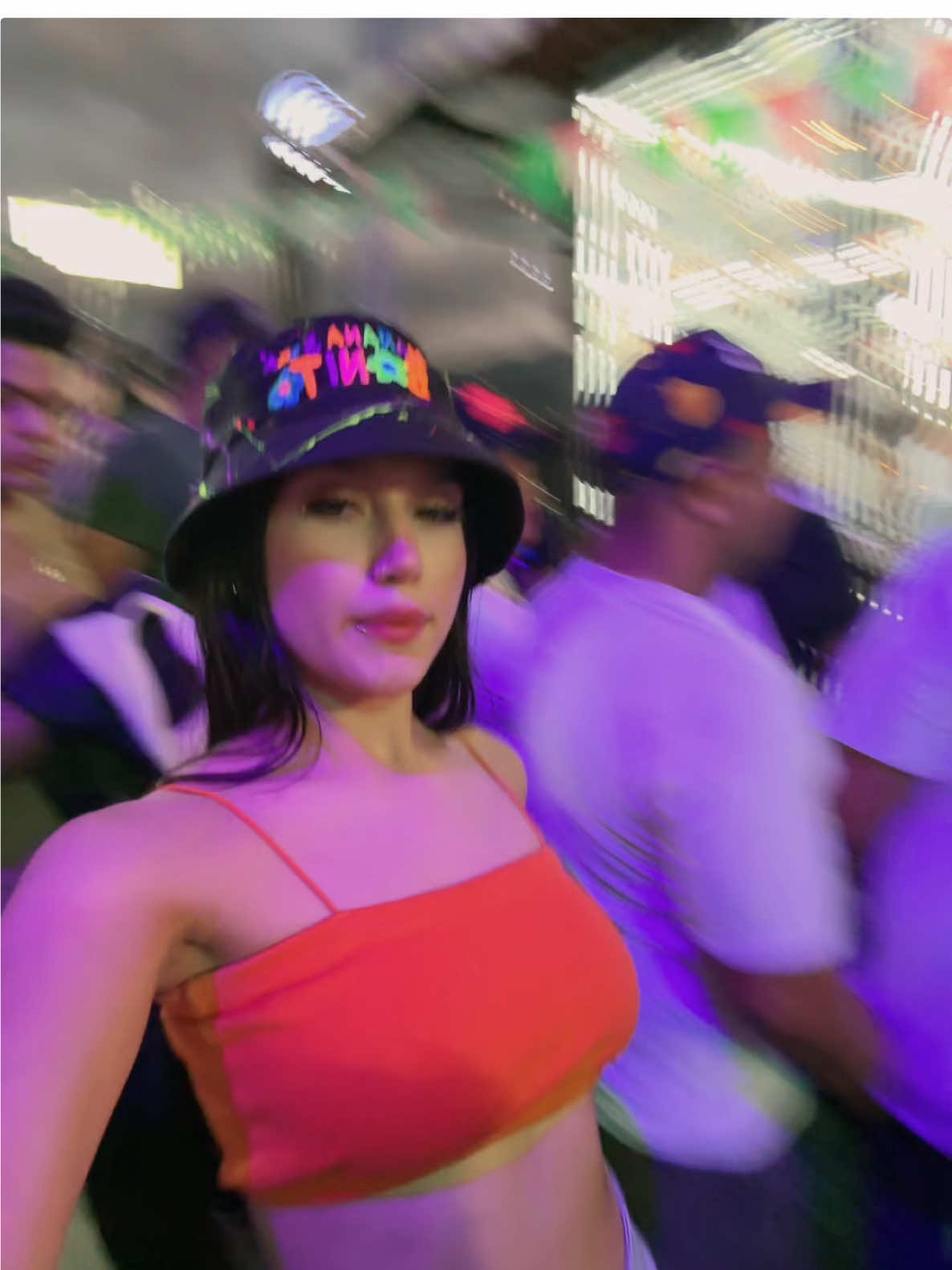 @Luisa Mar&iacute;a G&oacute;mez