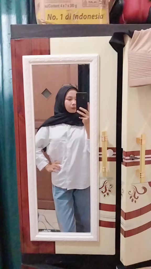 @randomee🩷🩵