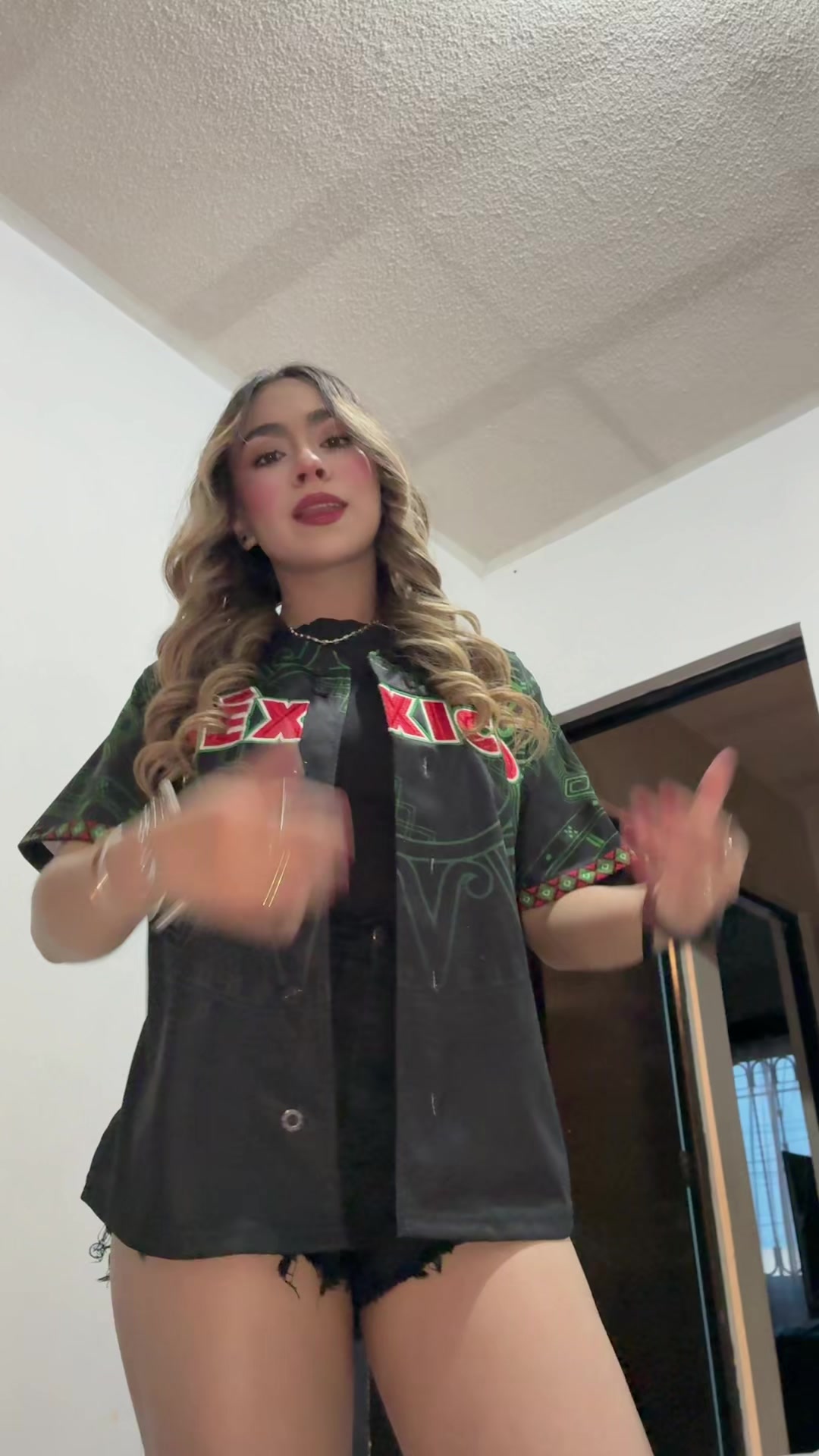 @Ana Valdes G