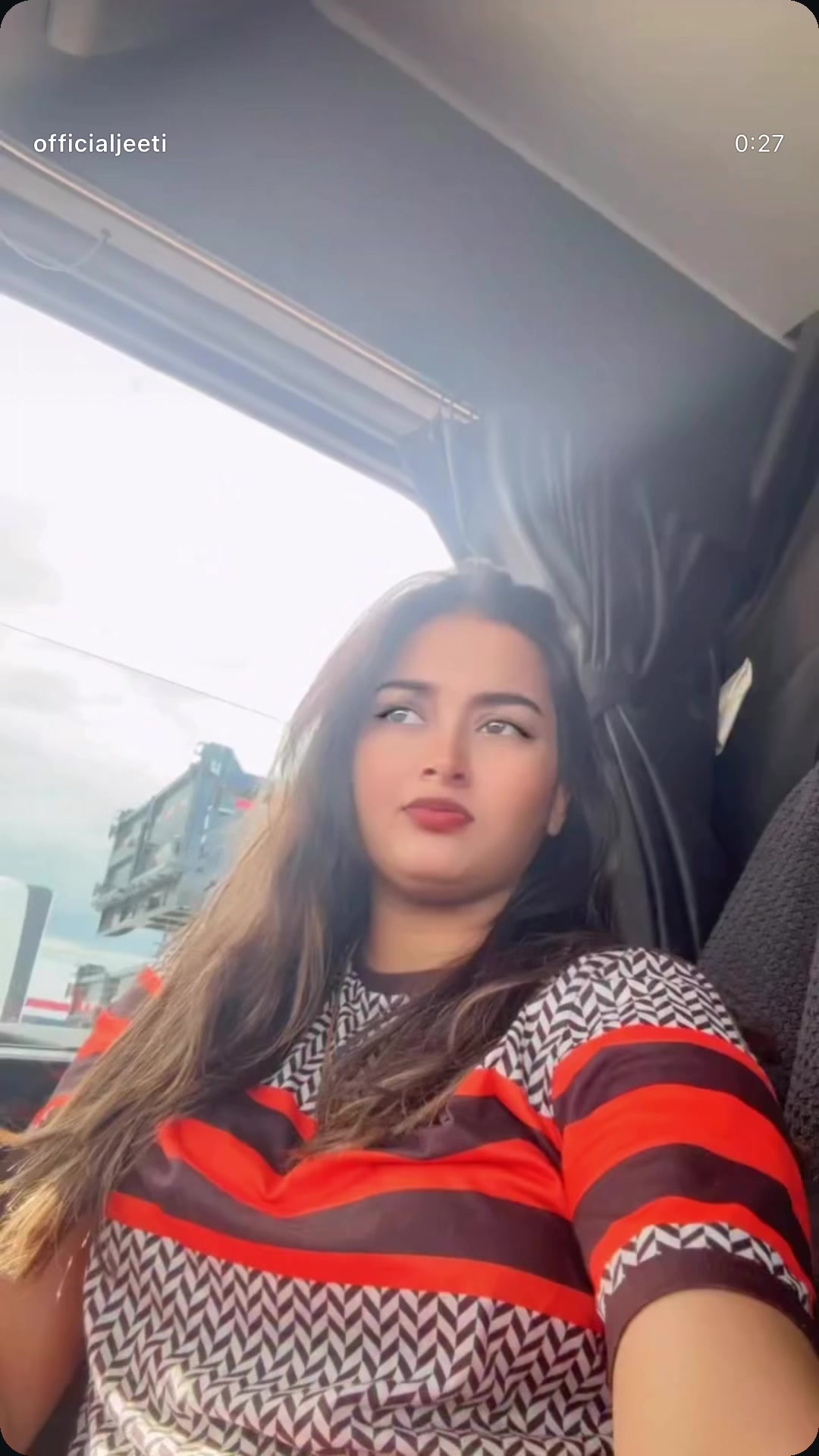 @Officialjeeti