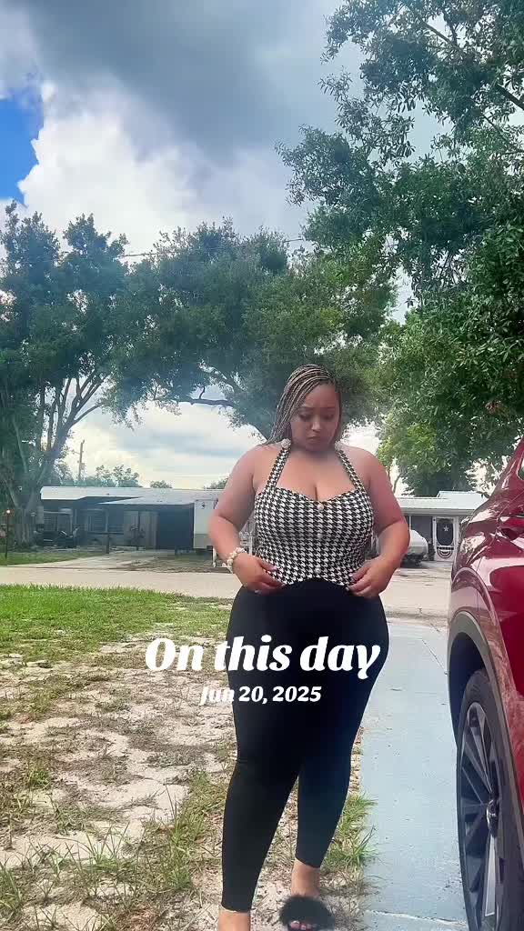 @YourAuntieMoe