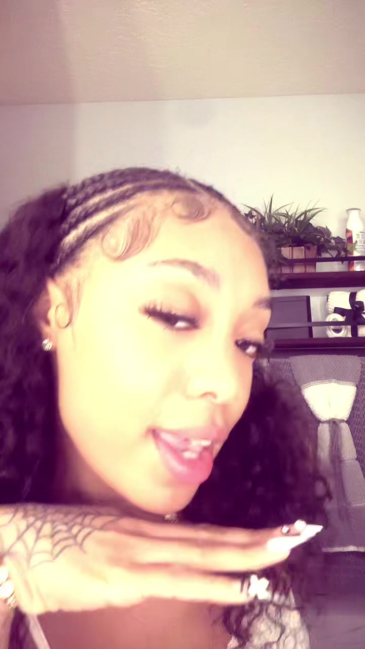 @partygirllex