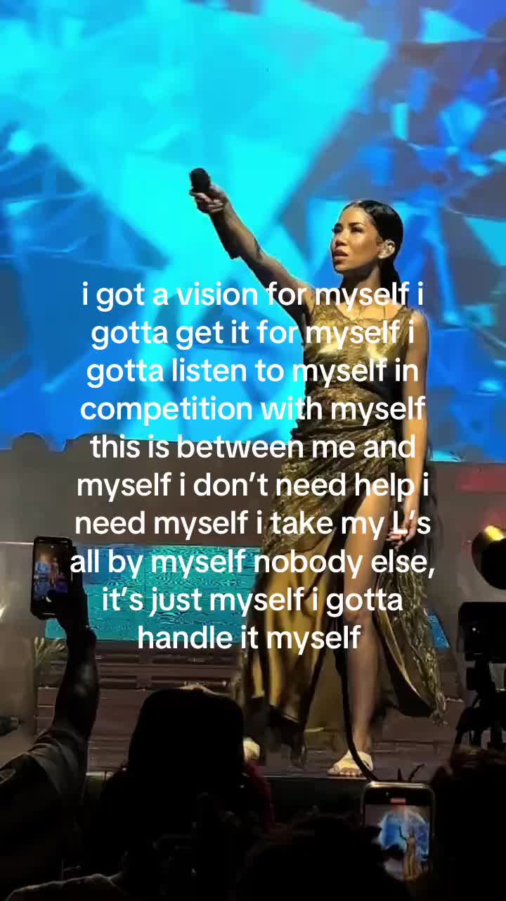 @⃟