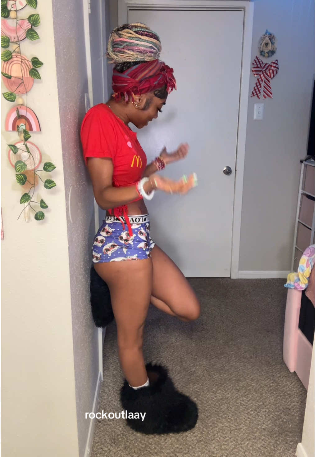 @rockoutlaay