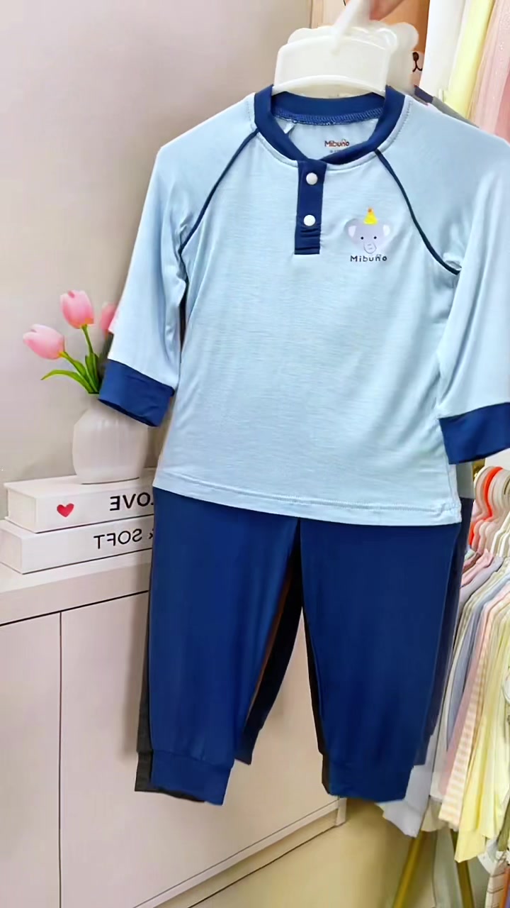 @Đồ h&atilde;ng b&eacute; y&ecirc;u