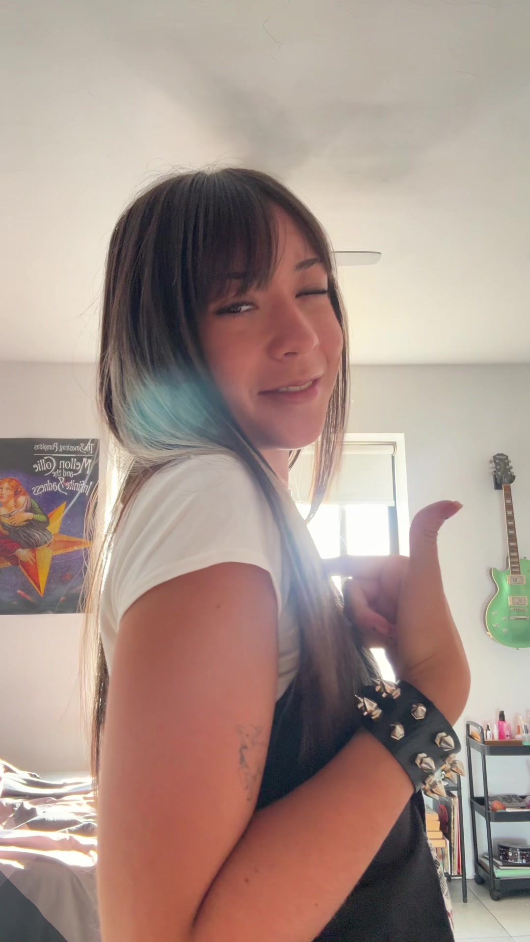 @anarchyintheuk_