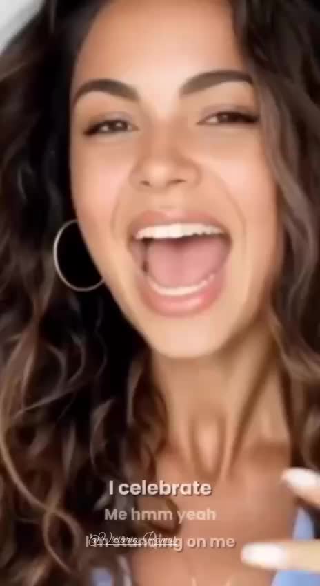 @Victoria Ramos Golemis