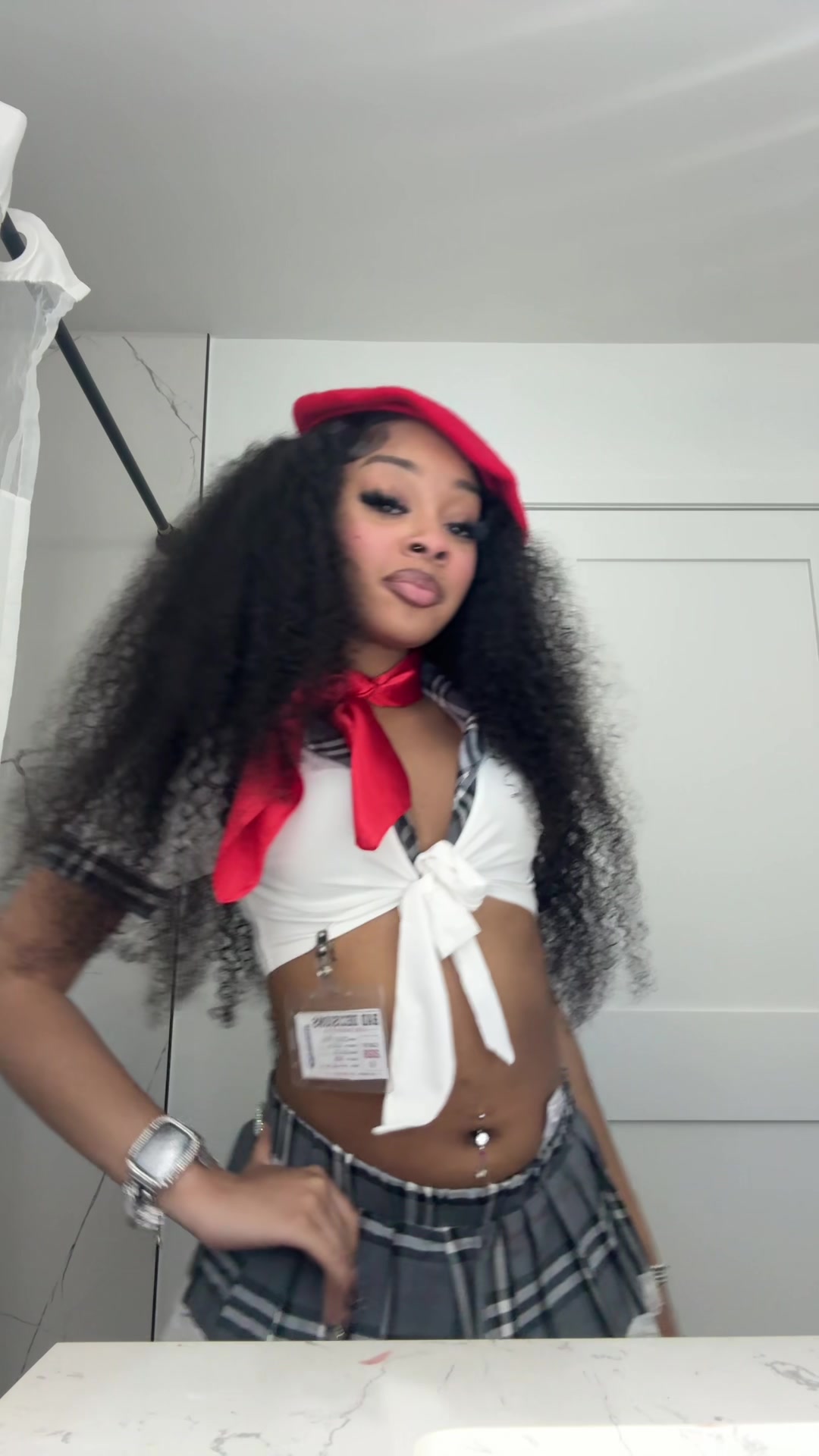@Jasalyn Marie ᥫ᭡.