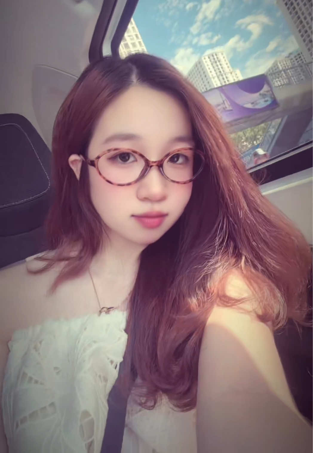 @Người đẹp đang bận ✨