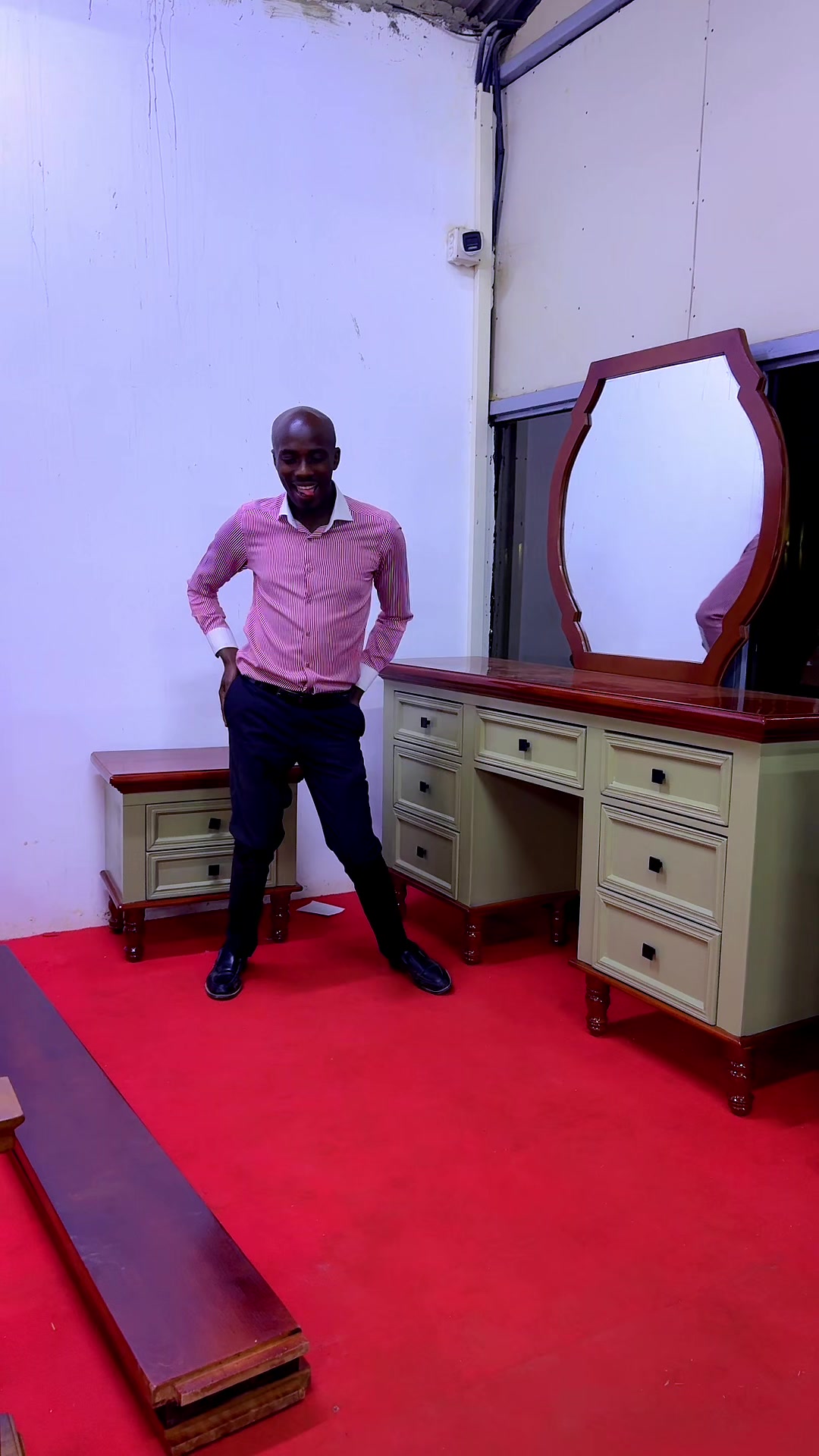 @murage Wa Modern pacific