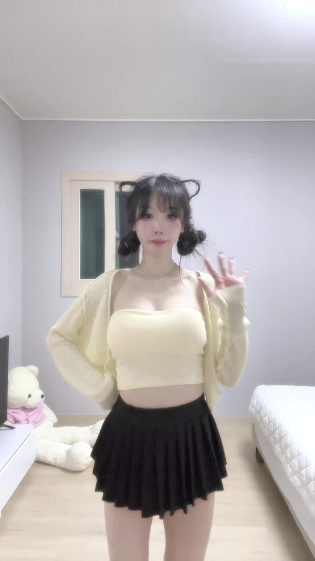 @DJvivi