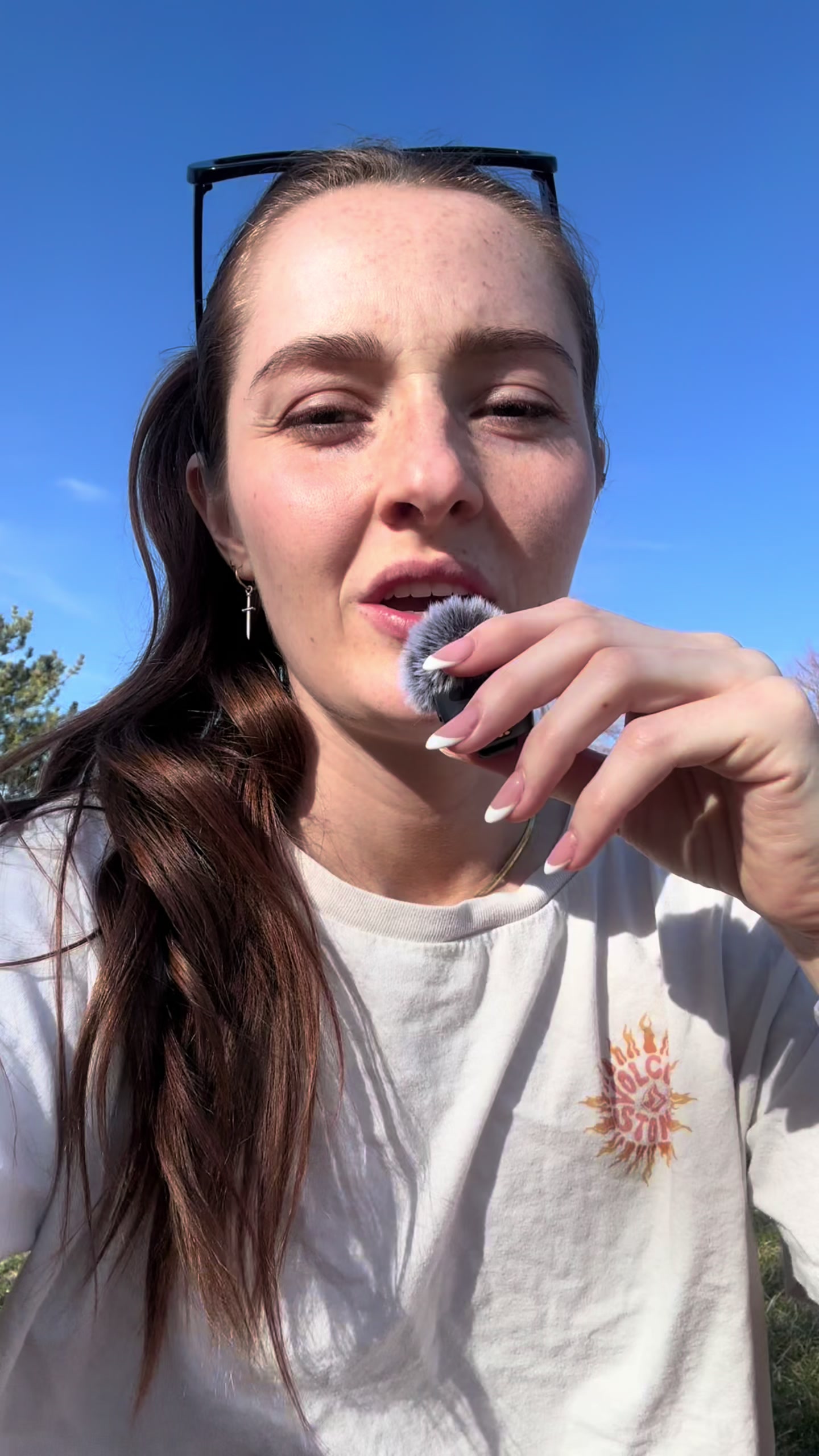 @Emily Newton