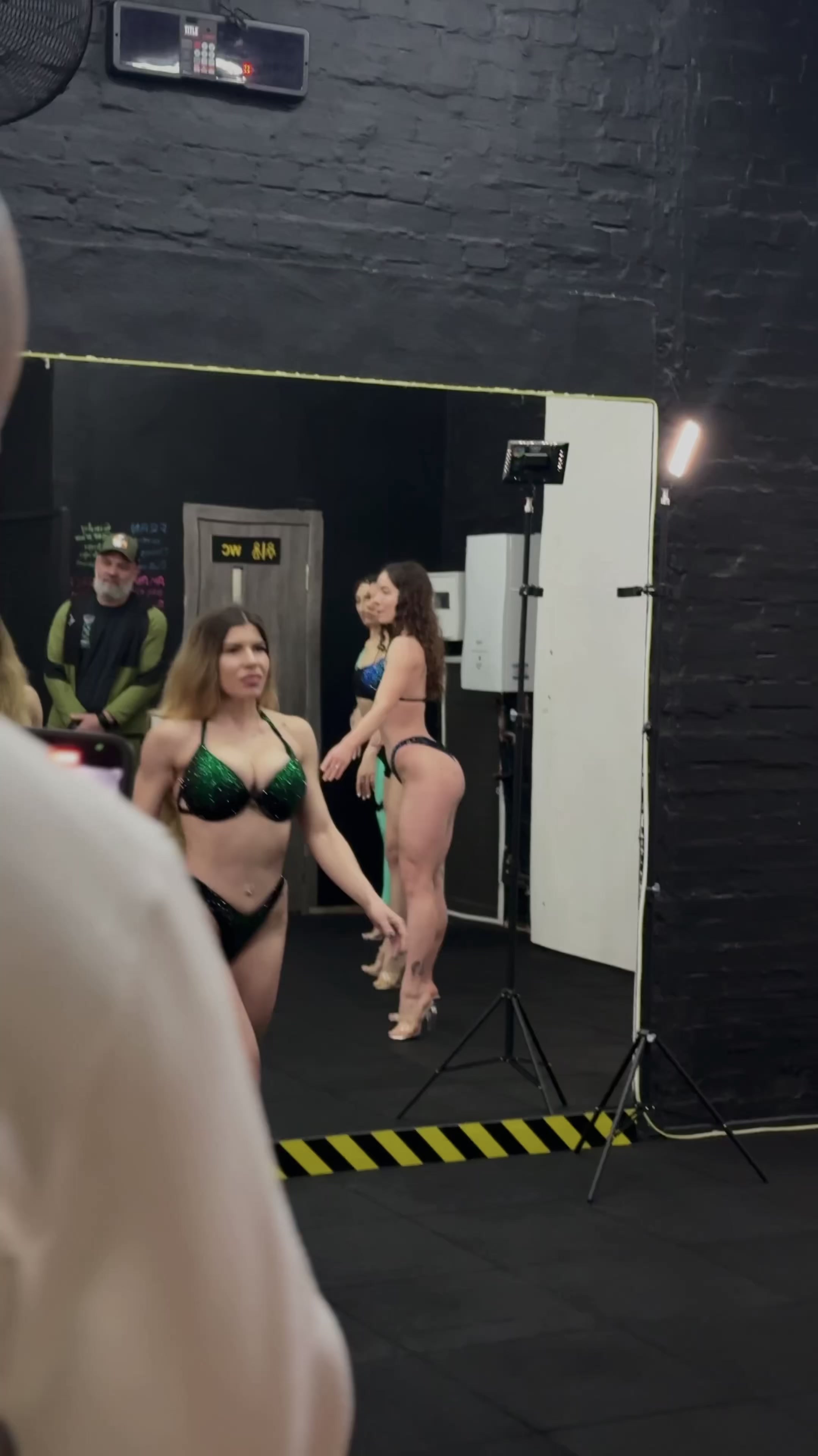 @Shiny Bikini