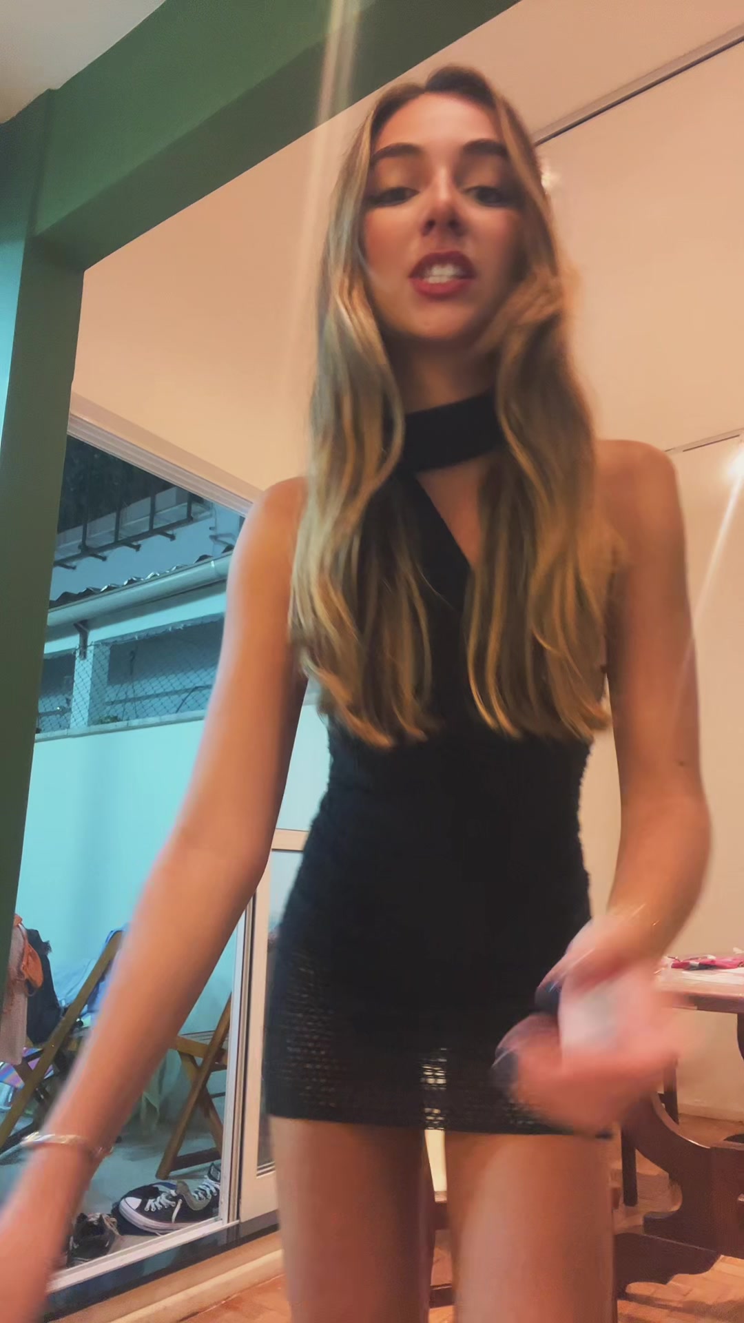 @La&iacute;s Hossepian