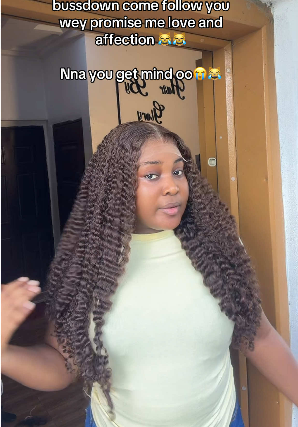 @HAIRBYGLORY (HAIR BRAND)