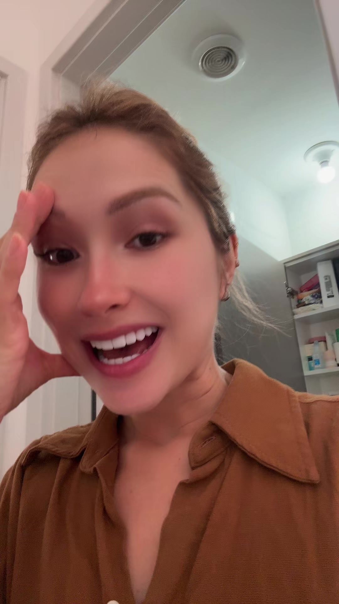@julyanalee