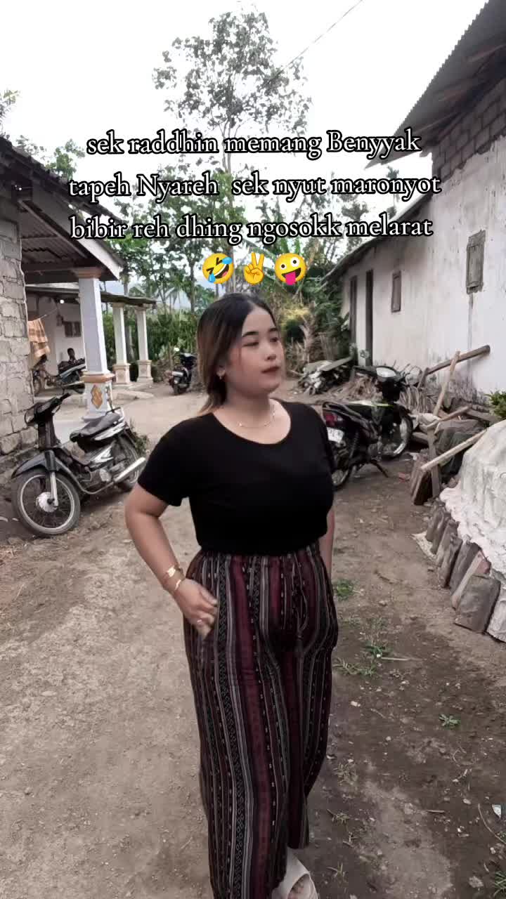 @EL, Ella🍓🐝🐝