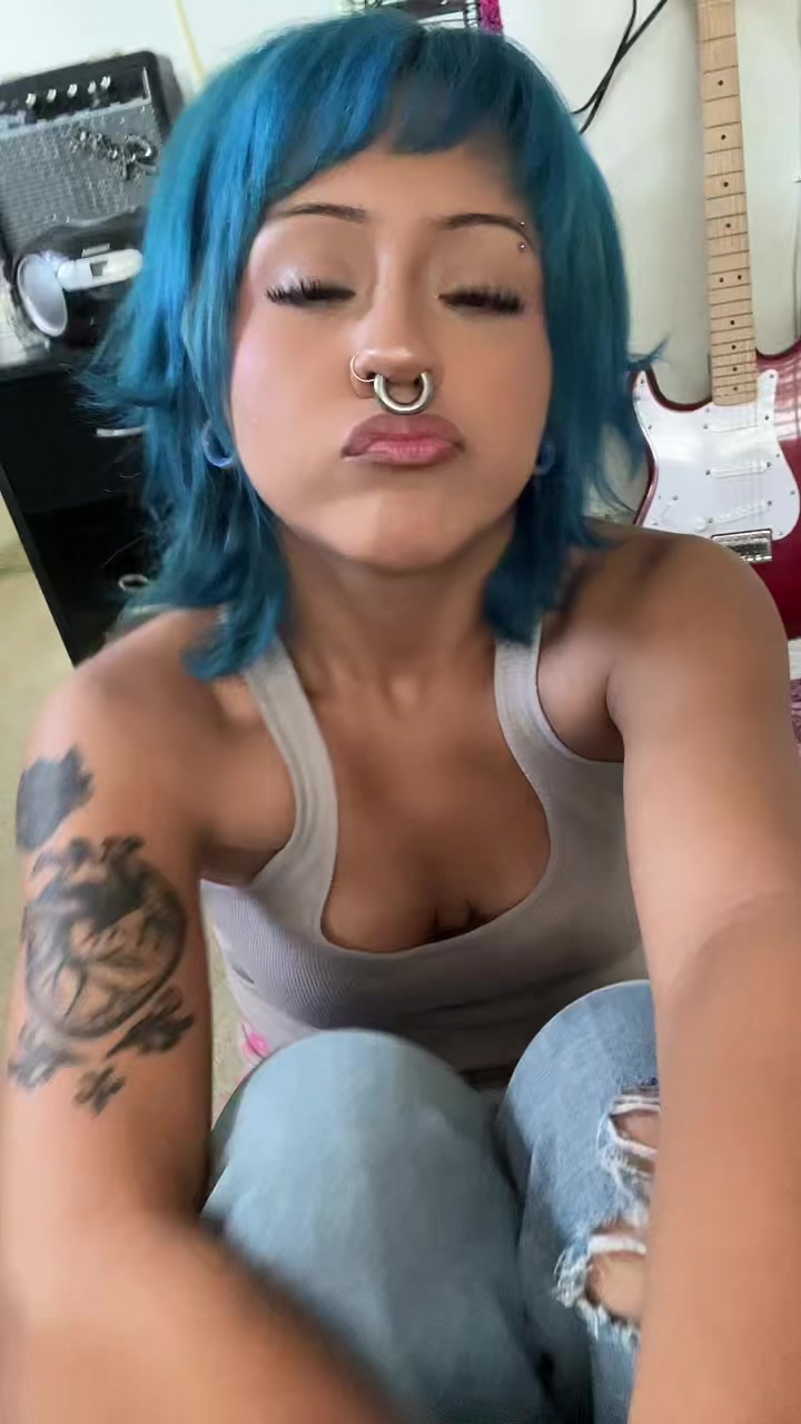 @😈