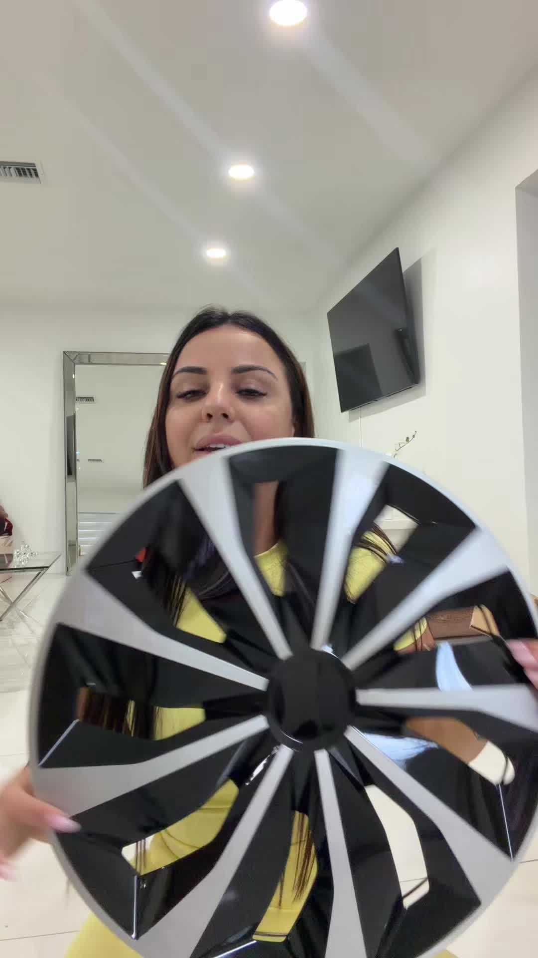 @Lovelyflavita
