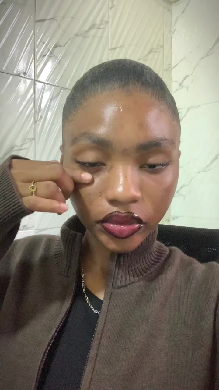 @J💋💋💋