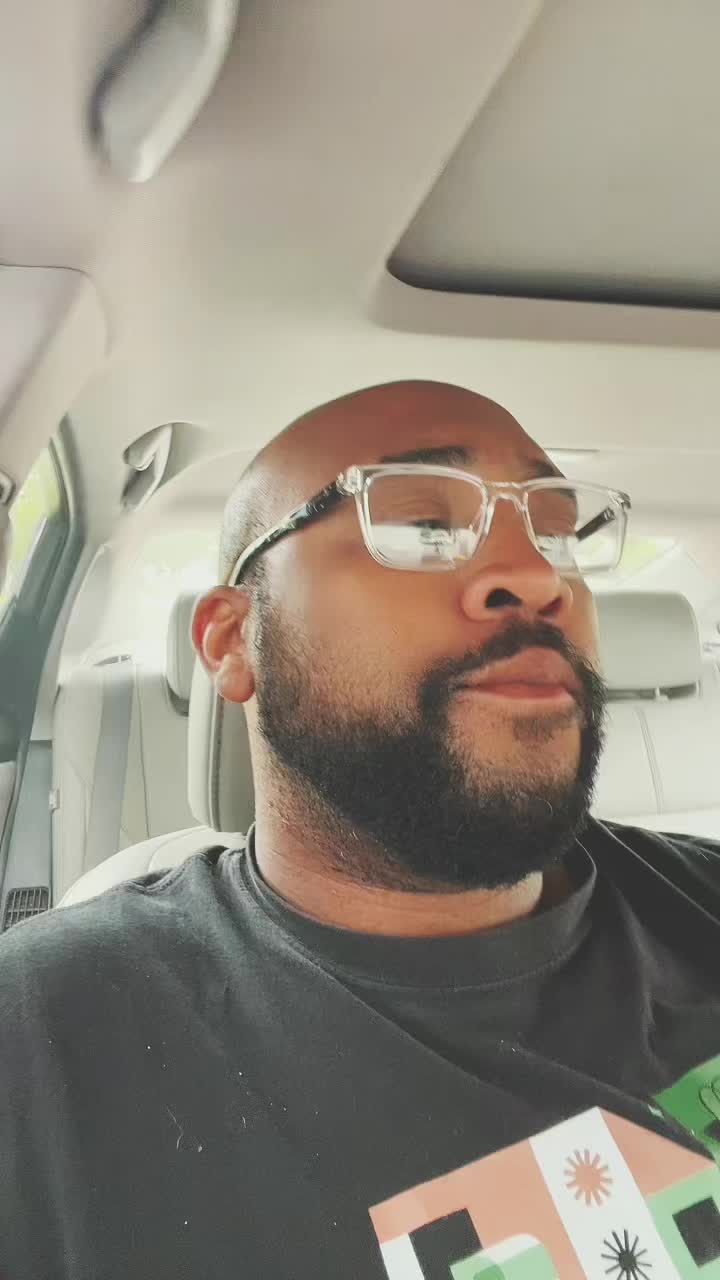 @SLEEZYETV